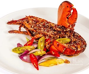 鲜味无限：龙虾盛宴与世界美食之旅！